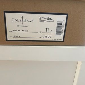Cole Haan BEAND NEW pinch tassel Men’s loafers size 11E